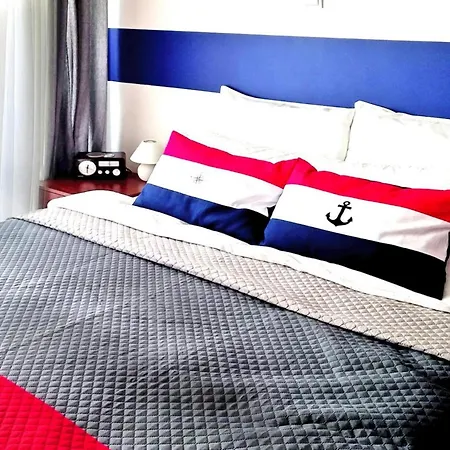 In Near The Beach, Cleaning Included Apartment